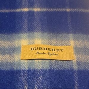 Burberry Royal Blue and Cream Check Scarf